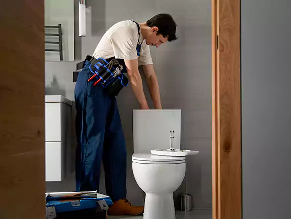 Why Choose Plymouth Plumbing Pros for Toilet Replacement in Plymouth, MA?