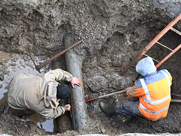 Why Choose Plymouth Plumbing Pros for Underground Pipe Repair in Plymouth?